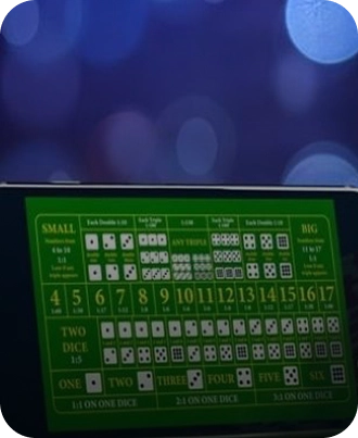 Bàn Tài xỉu kỹ thuật số với những viên xúc xắc sắc nét, mang lại may mắn